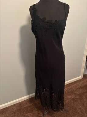 Lillie Rubin Black Beaded Lace-Trim Slip Maxi Dress